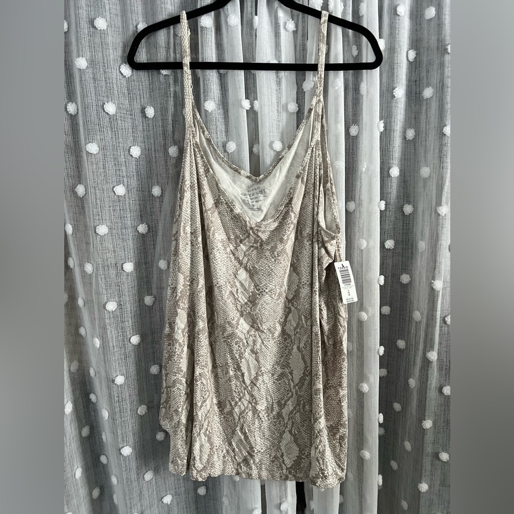 NWT! Torrid snake print cami